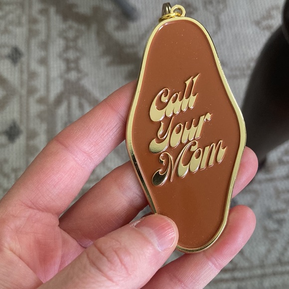 Call Your Mom Key Chain - Picture 1 of 4